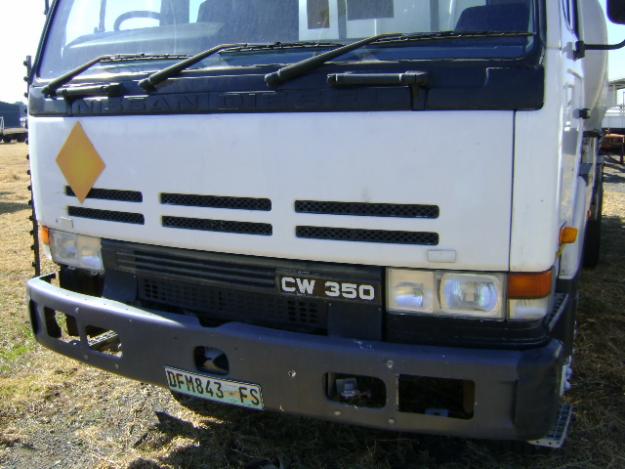 Nissan Diesel 350